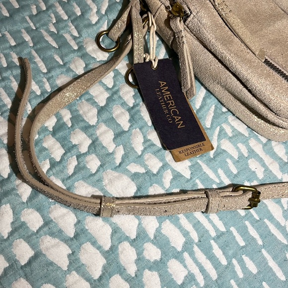 NWT AMERICAN LEATHER CO. CROSSBODY PURSE - Picture 11 of 15